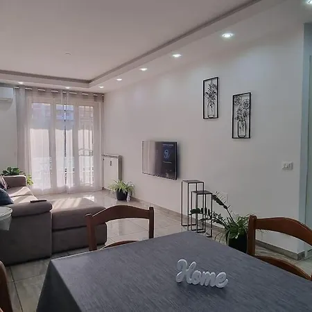 Apartamento Cinecitta Est *